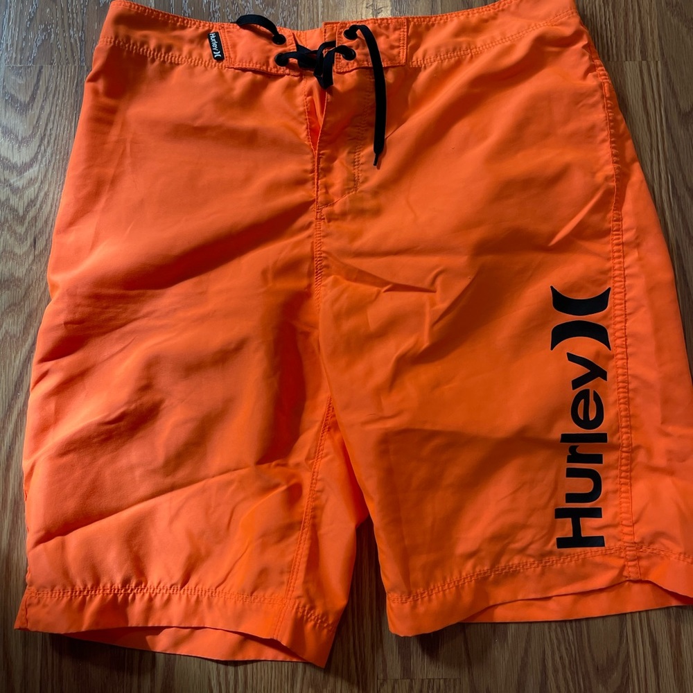 Hurley Size 30 men’s board shorts
